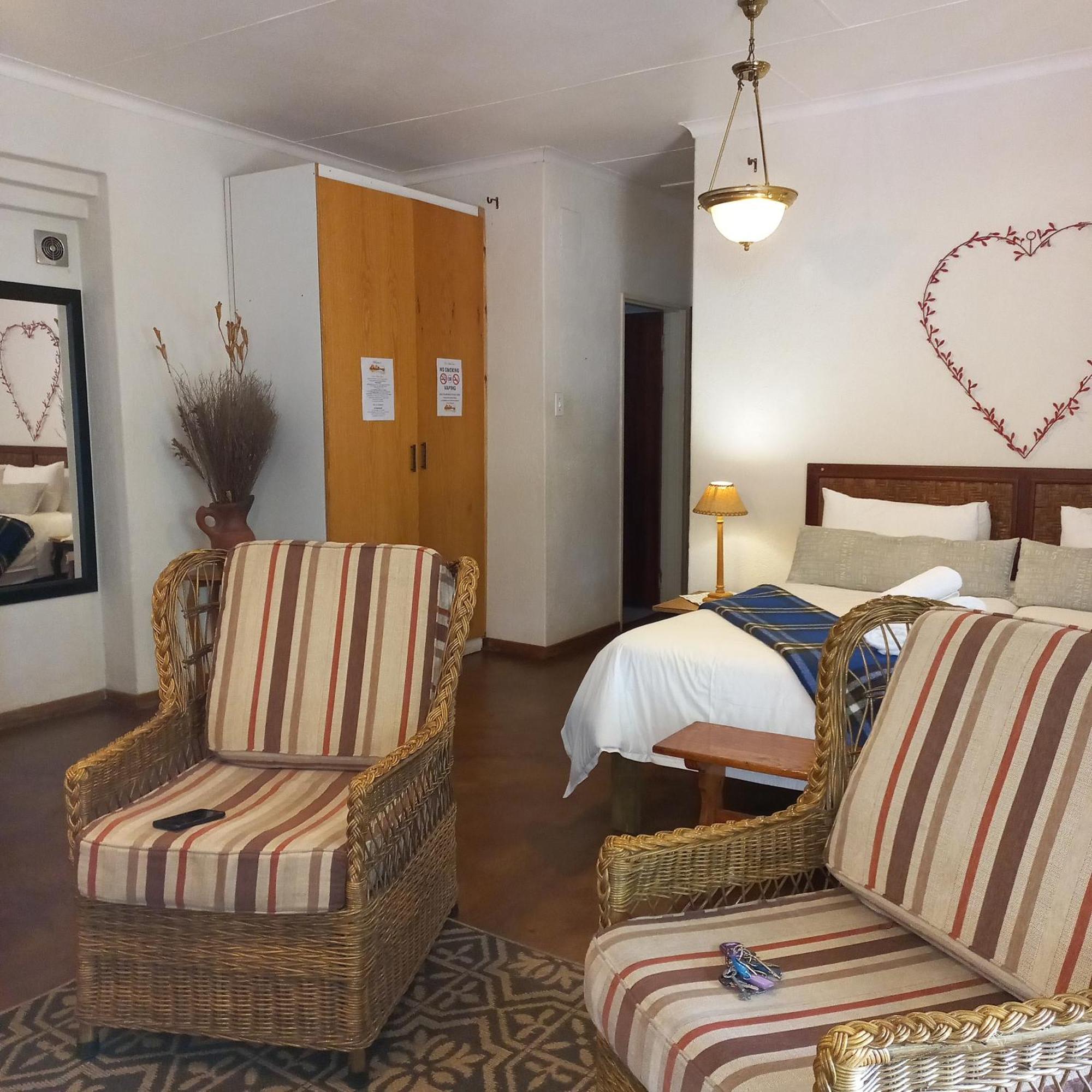 Autumn Breeze Manor Guest House Graskop Luaran gambar